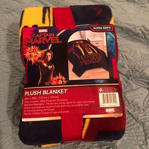 Plush Captain Marvel blanket NWT